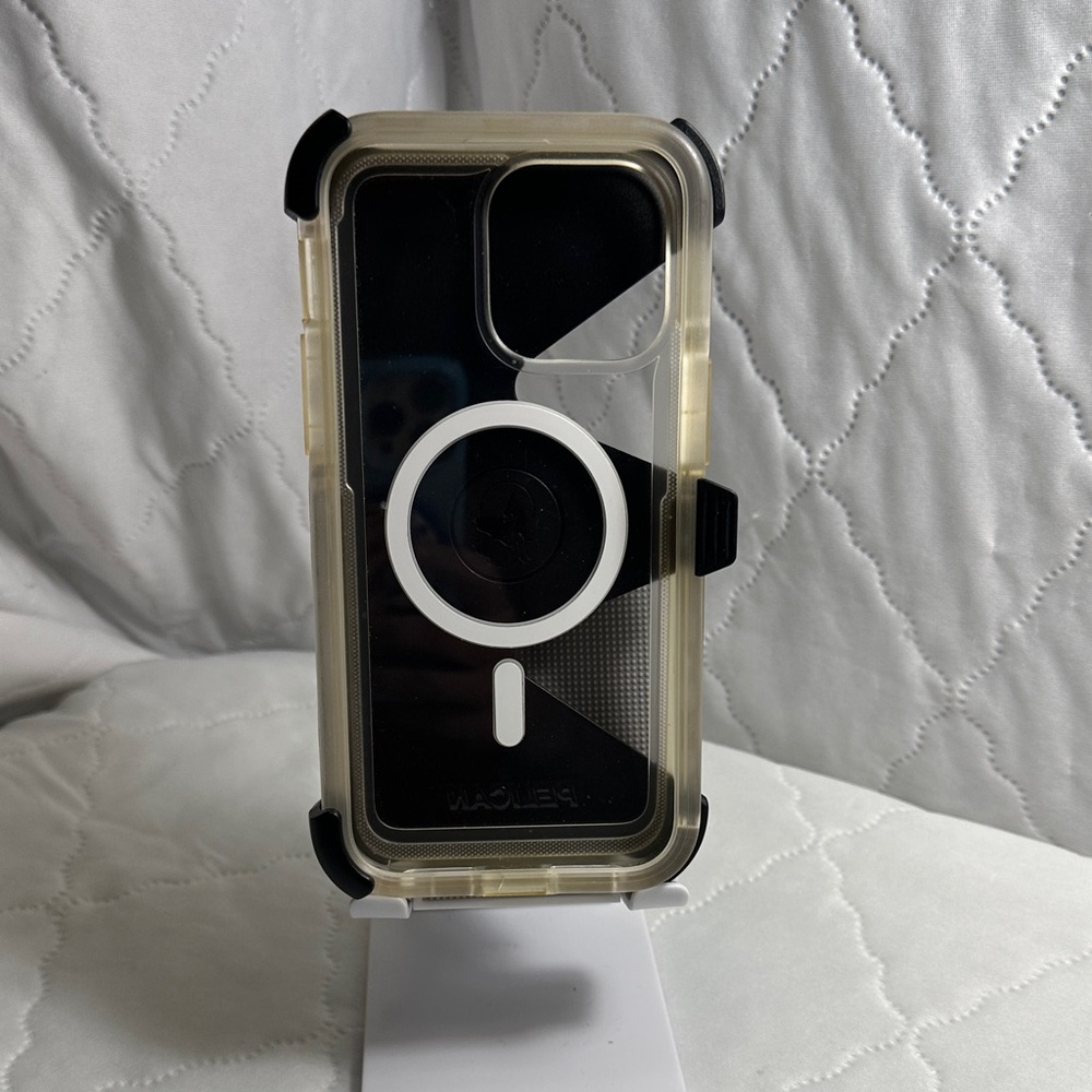 Rugged Phone 14 Pro Max Case with MagSafe - With Holser Clip